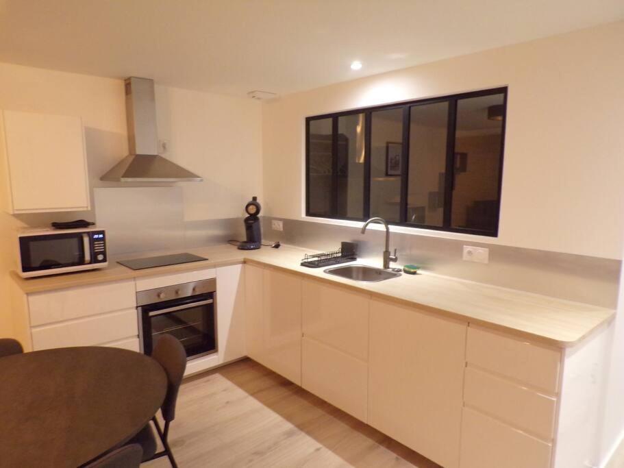 Appartement 2/4 Pers, 44M2, Hypercentre. Lons-le-Saunier Buitenkant foto